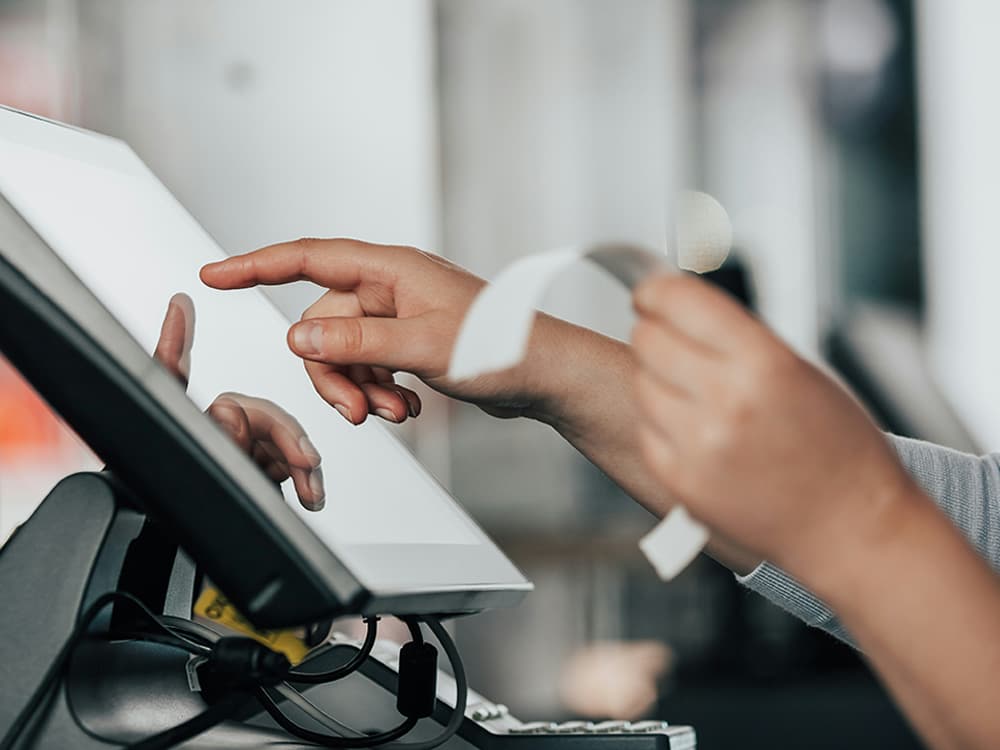 simon kadula gkndM1GvSA unsplash